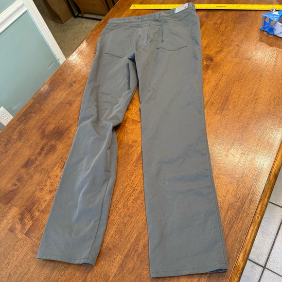 Peter Millar Charcoal Chinos size 32/32 five pocket - Picture 7 of 9